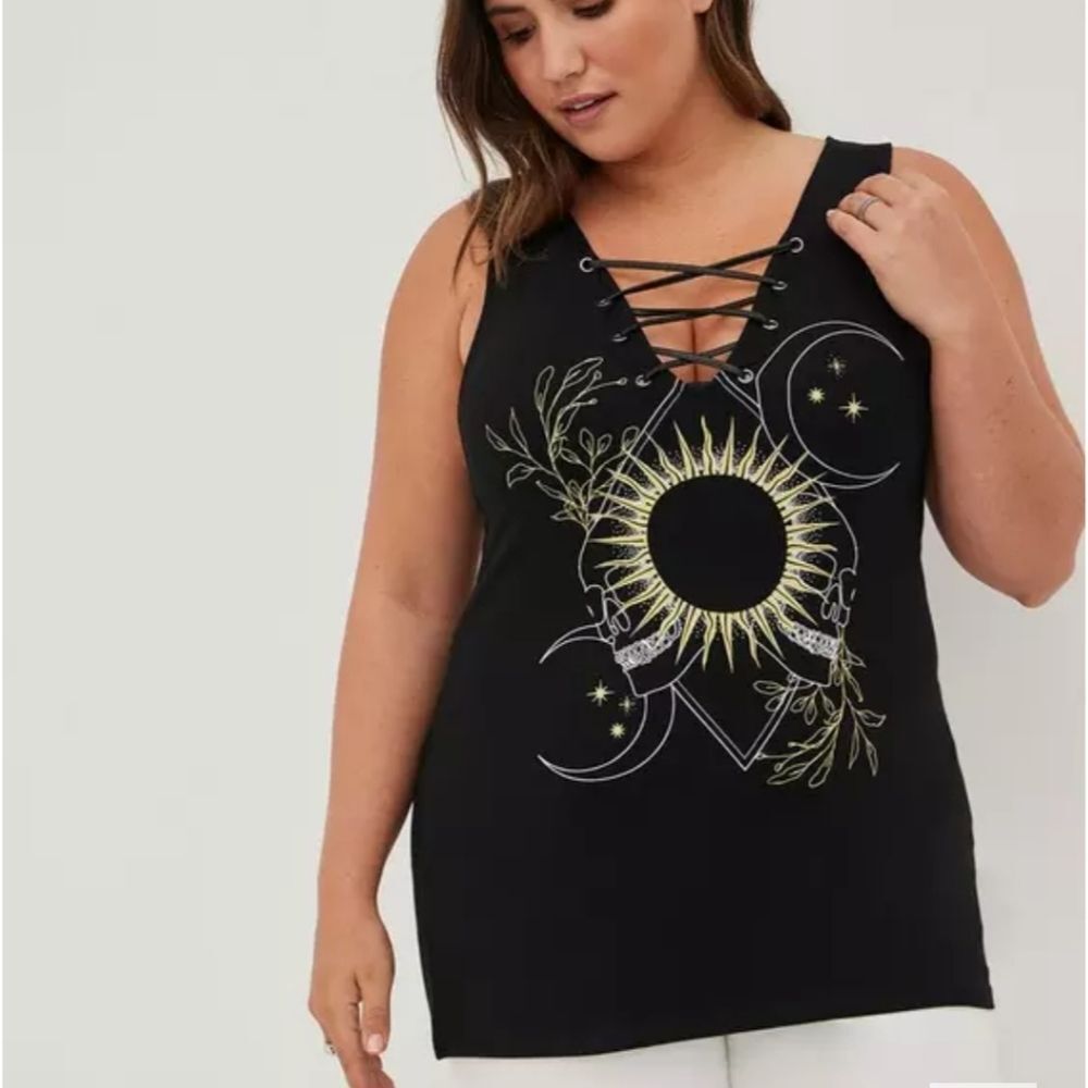 Torrid Lace Up Tank, Foxy Tarot Black, Sleeveless, Size 5x - Picture 4 of 9